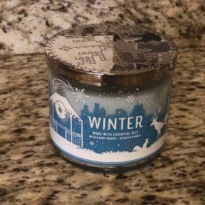 Bath & Body Works- 3 wick Winter Candle